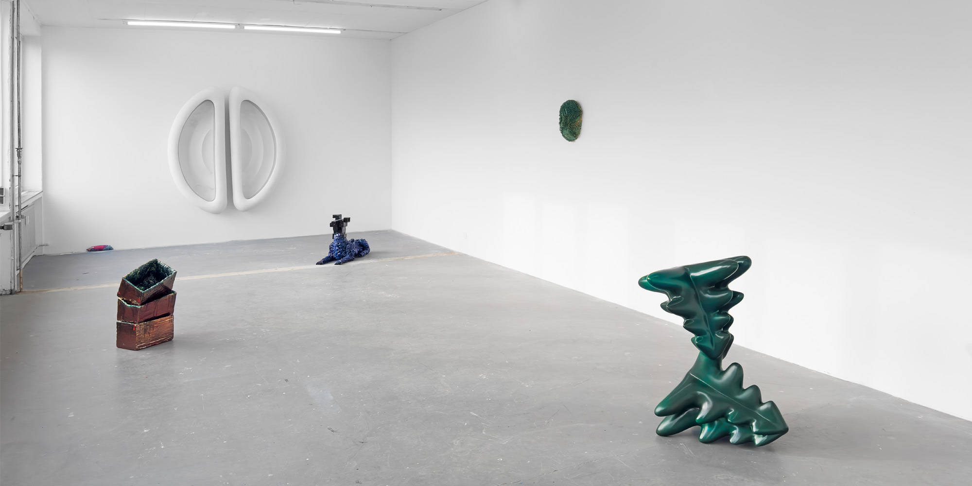 Ausstellungsansicht 2025 Caspary - Cremers - Krebber im space-o